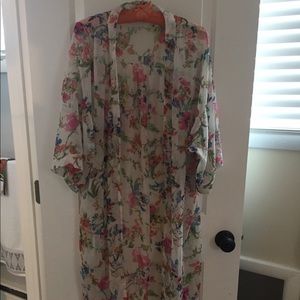 Floral kimono 🌸 🌺